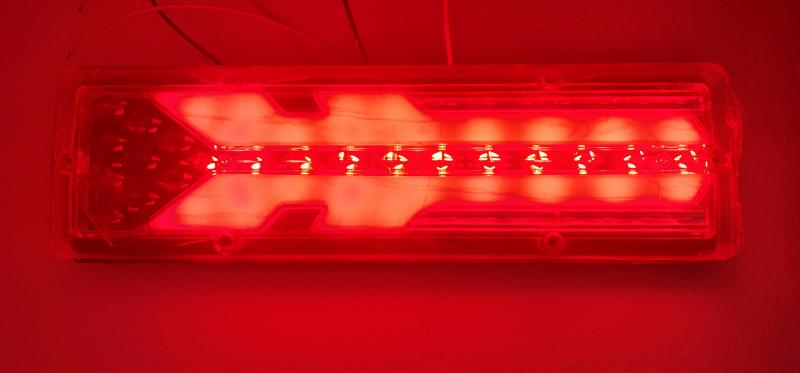 image_4 LED стопове с динамичен мигач и неон 12V