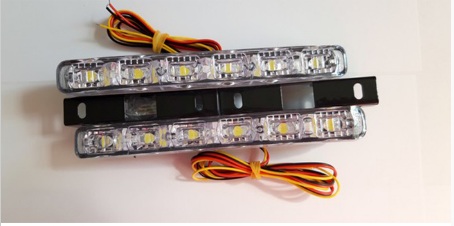 ИЗЧЕРПАНИ! Лед дневни светлини с мигач