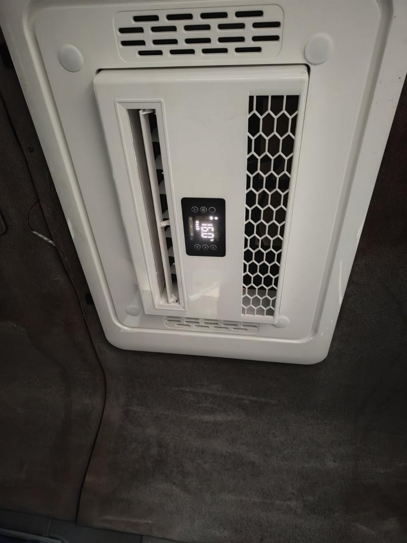 image_4 Климатик с два вентилатора 12V/24V , 2500W таванен